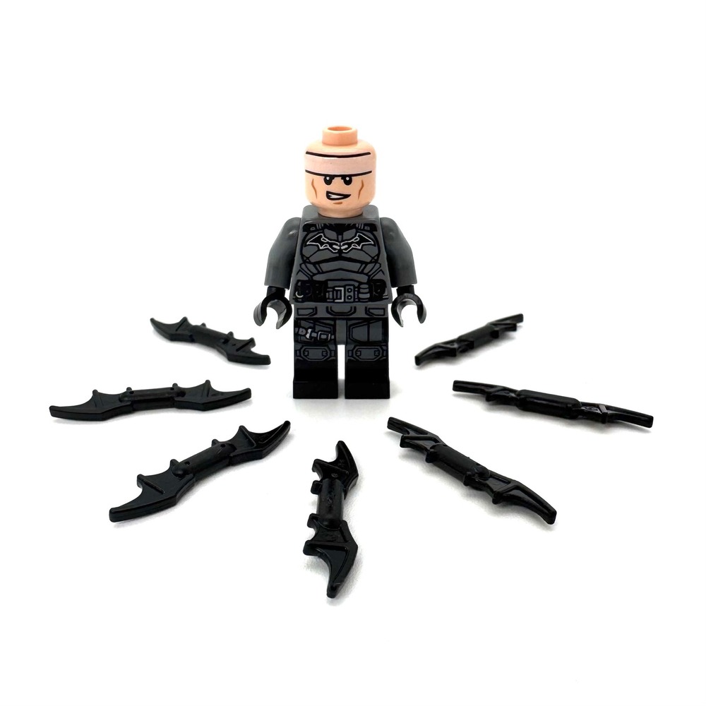 LEGO DC Batman Minifigure sh0786 Incomplete Torso Legs Head Batarang Lot